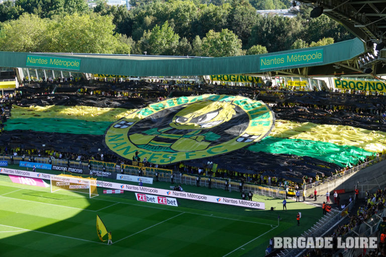 Brigade Loire - Tribune Loire - Autocollant Ou Fanion FC Nantes